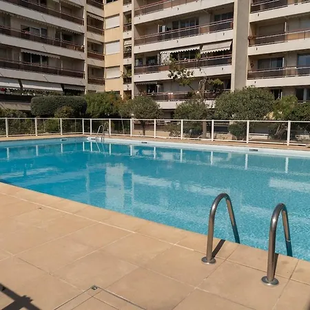 아파트 Magnifique Appartement, Piscine, Proche Gare