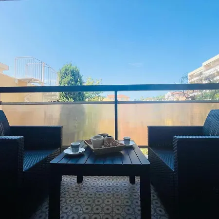 Magnifique Appartement, Piscine, Proche Gare 아파트 *