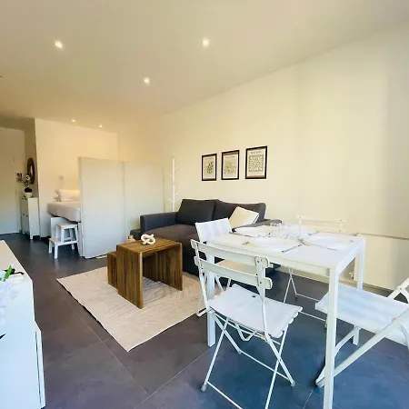 Magnifique Appartement, Piscine, Proche Gare 보로쉬르메르