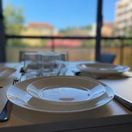 아파트 Magnifique Appartement, Piscine, Proche Gare *