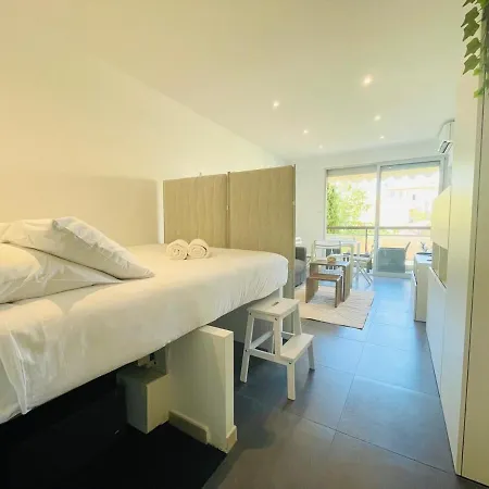Magnifique Appartement, Piscine, Proche Gare *